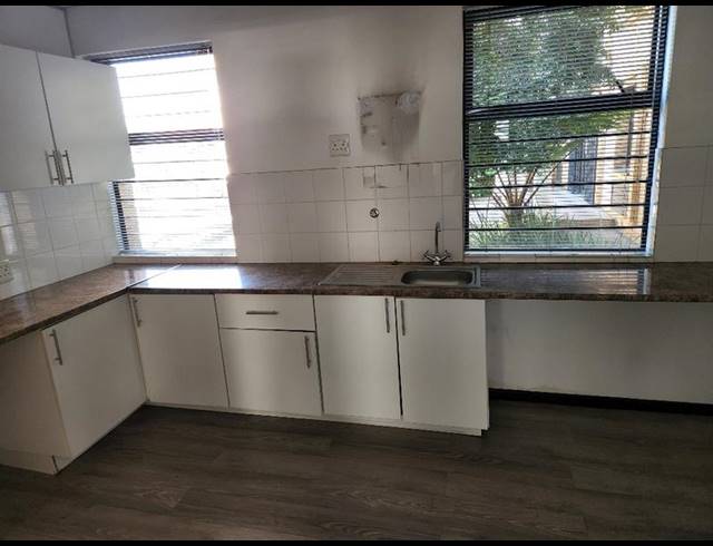 BUSINESS FOR SALE IN HIGHVELD